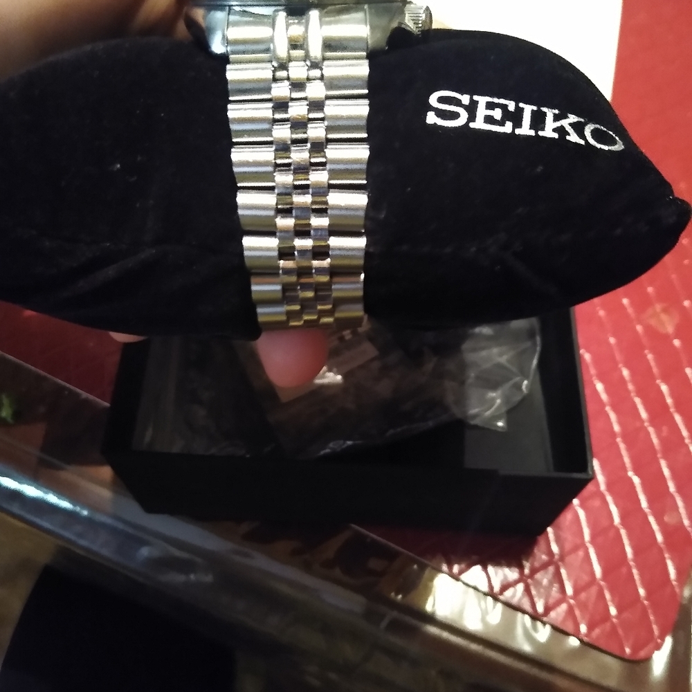 Seiko - Picture 3 of 4
